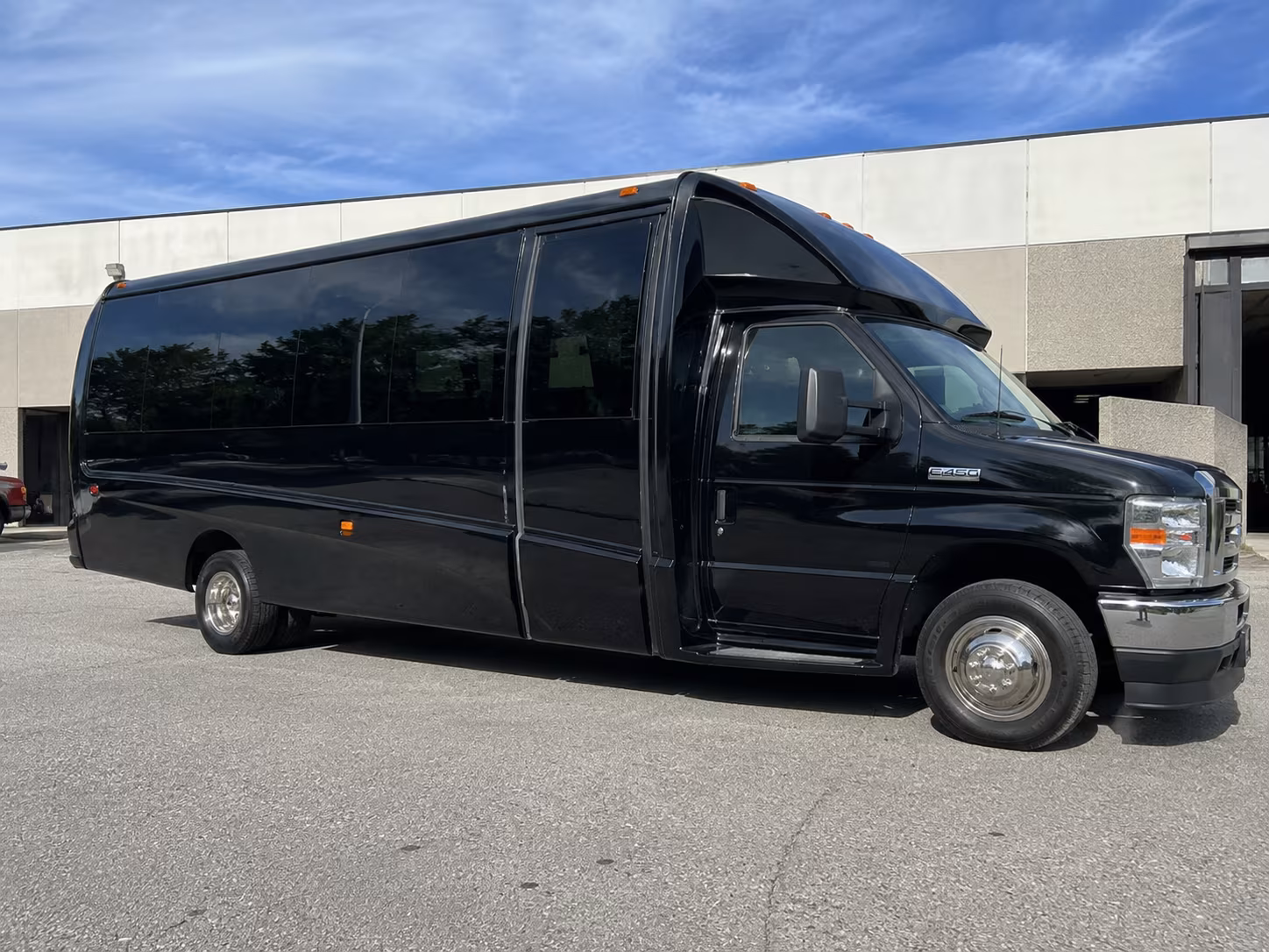 shreveport airport shuttle bus rentals for private groups