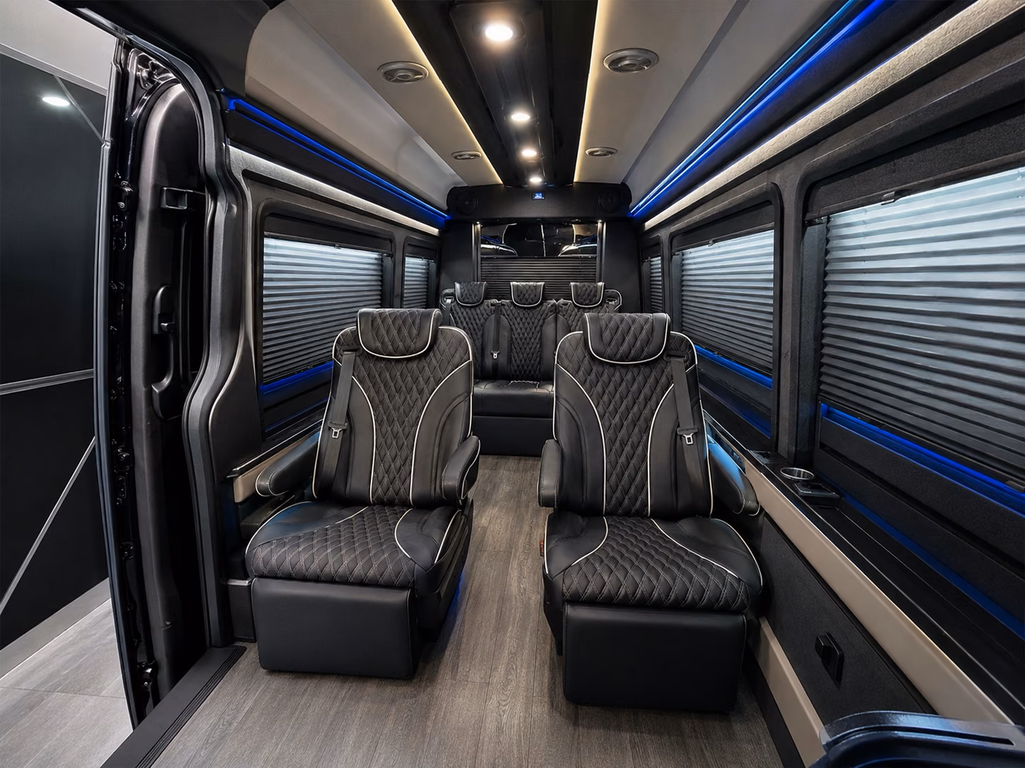 shreveport airport shuttle buses for employees